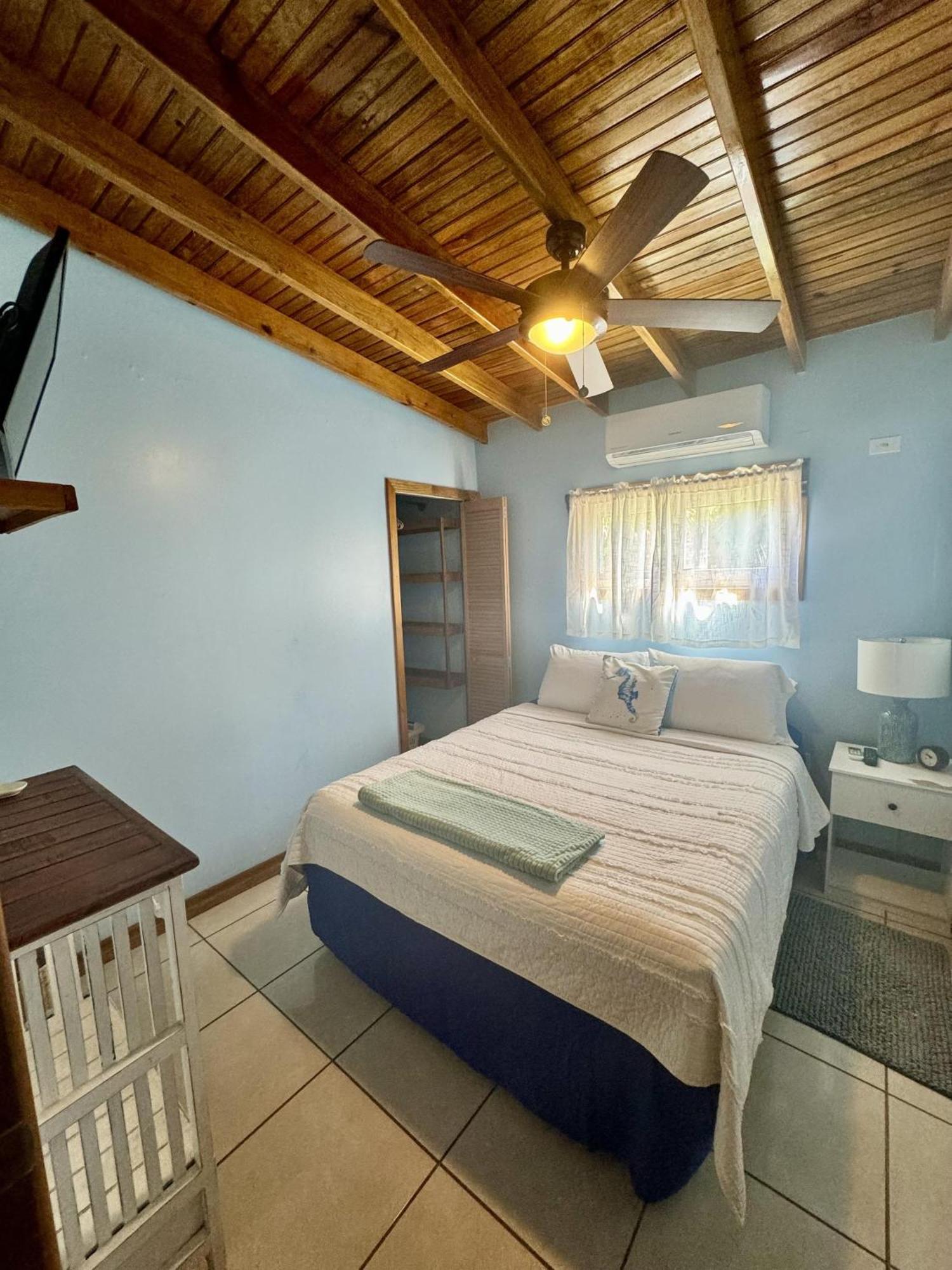 Blue Bahia Resort Sandy Bay ภายนอก รูปภาพ