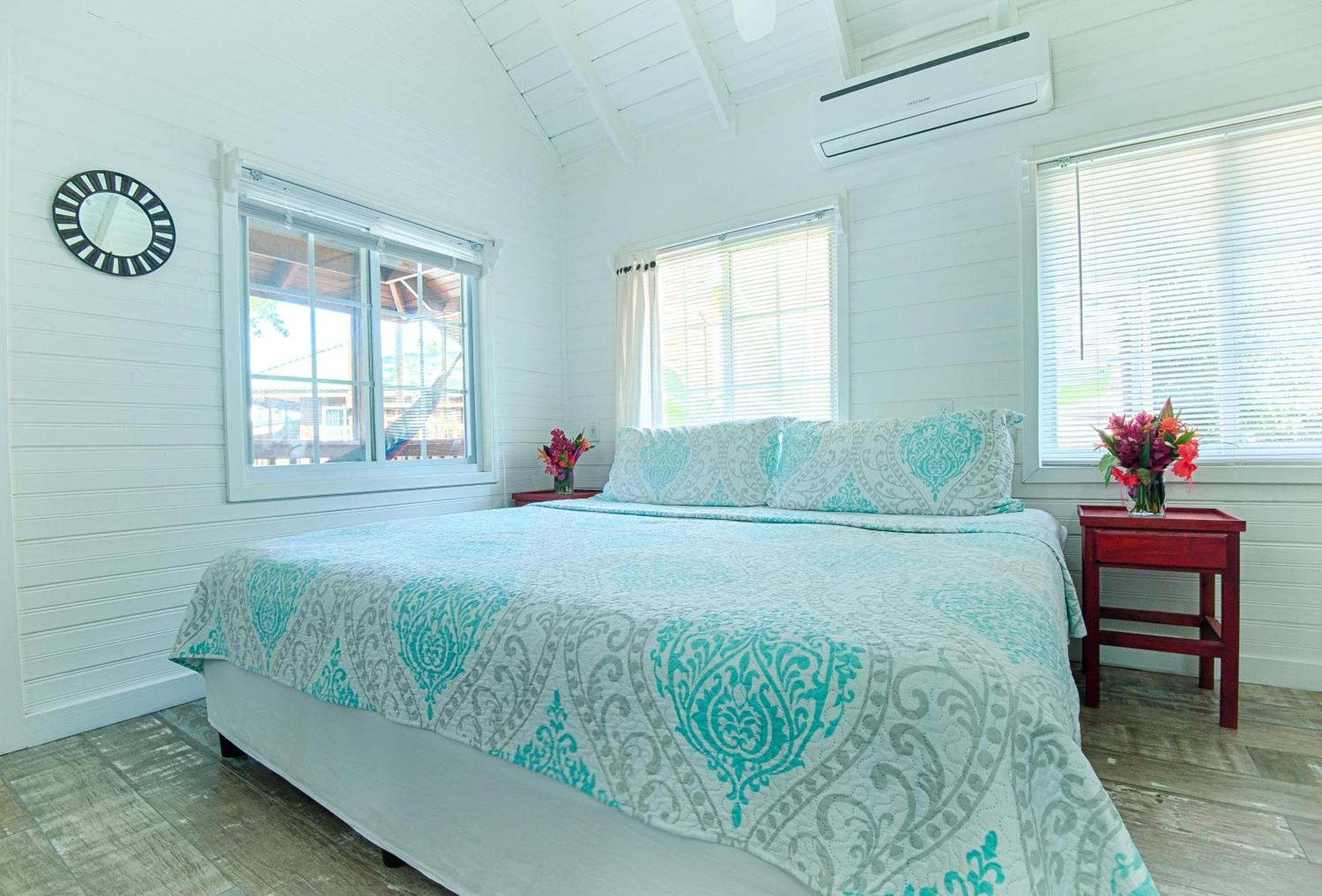 Blue Bahia Resort Sandy Bay ภายนอก รูปภาพ